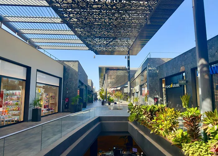 Valley View Holidays *