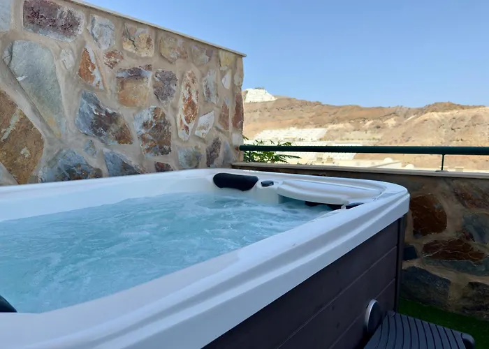 Valley View Holidays * Mogán