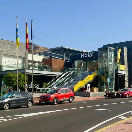 Valley View Holidays Appartamento *