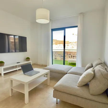 Valley View Holidays Apartamento *