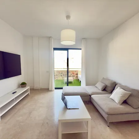 Valley View Holidays Apartamento *