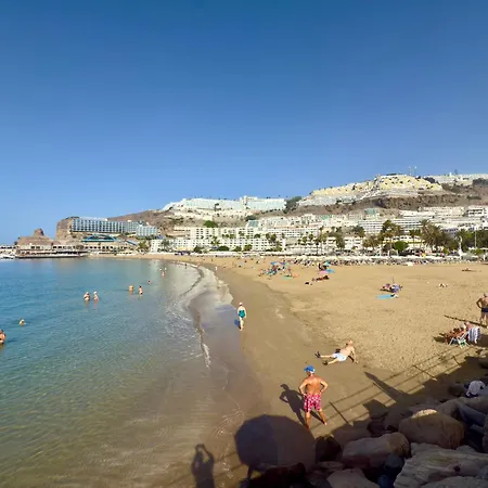 Valley View Holidays *